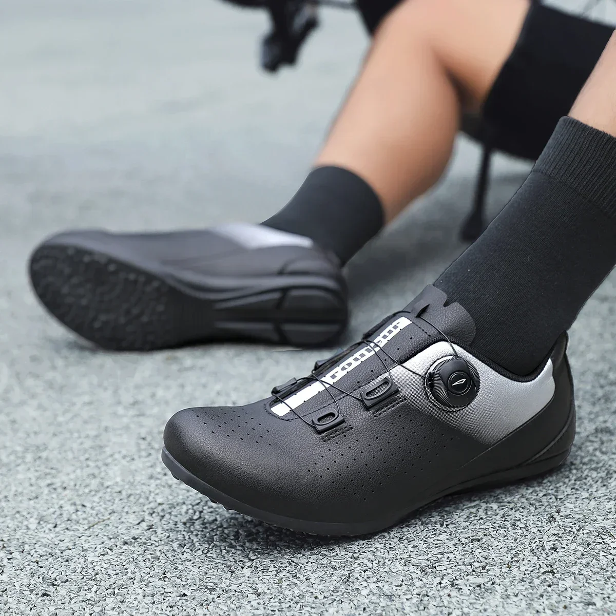 Radsport-Sneaker Herren Fahrradschuhe Damen Rennradschuhe Flache Schuhe mit Klicksystem Schnellverschluss