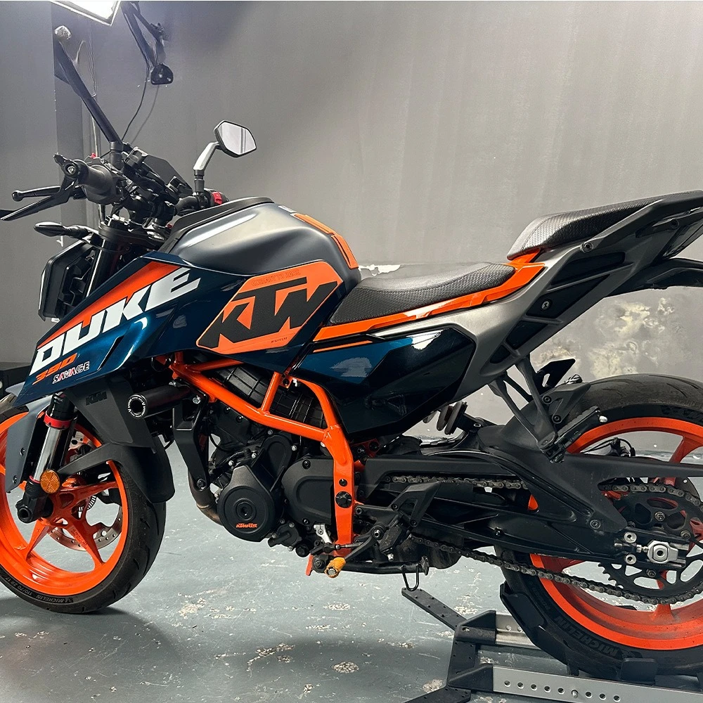 390 Adventure Enduro R 125 SMC R Rahmenverkleidungsschutz – Bild 2