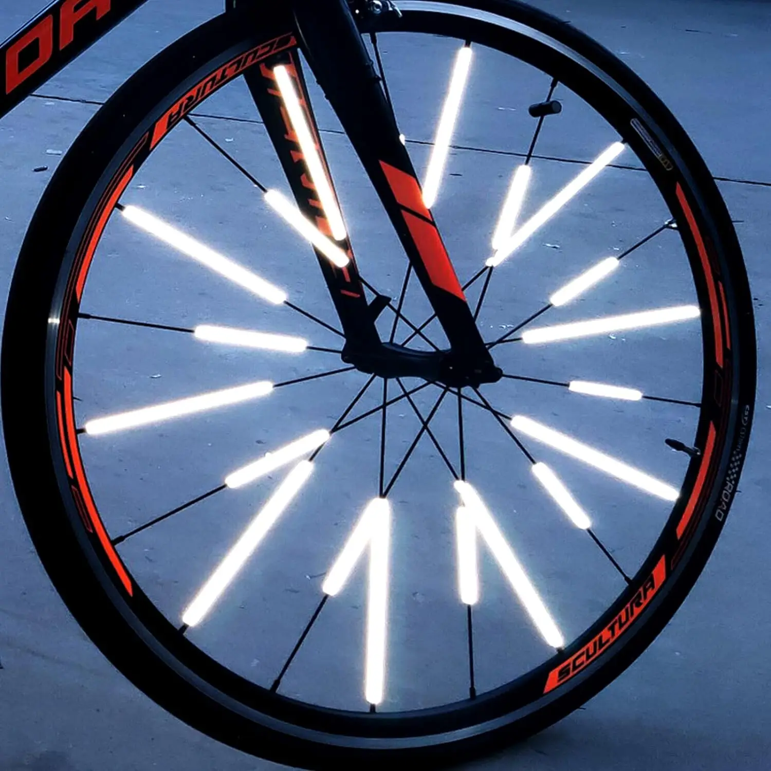 Fahrrad Rad Speichen Reflektor Haut Wasserdicht Reflektierende – Immagine 3