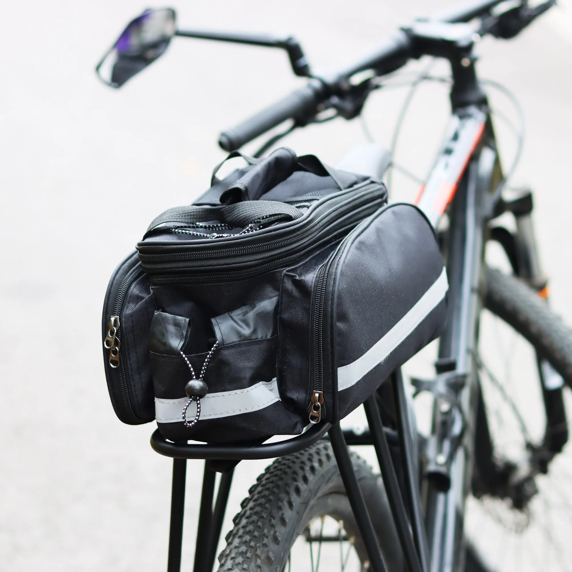 Fahrrad-Gepäckträgertasche, erweiterbar, 17-45L Fassungsvermögen – Image 5